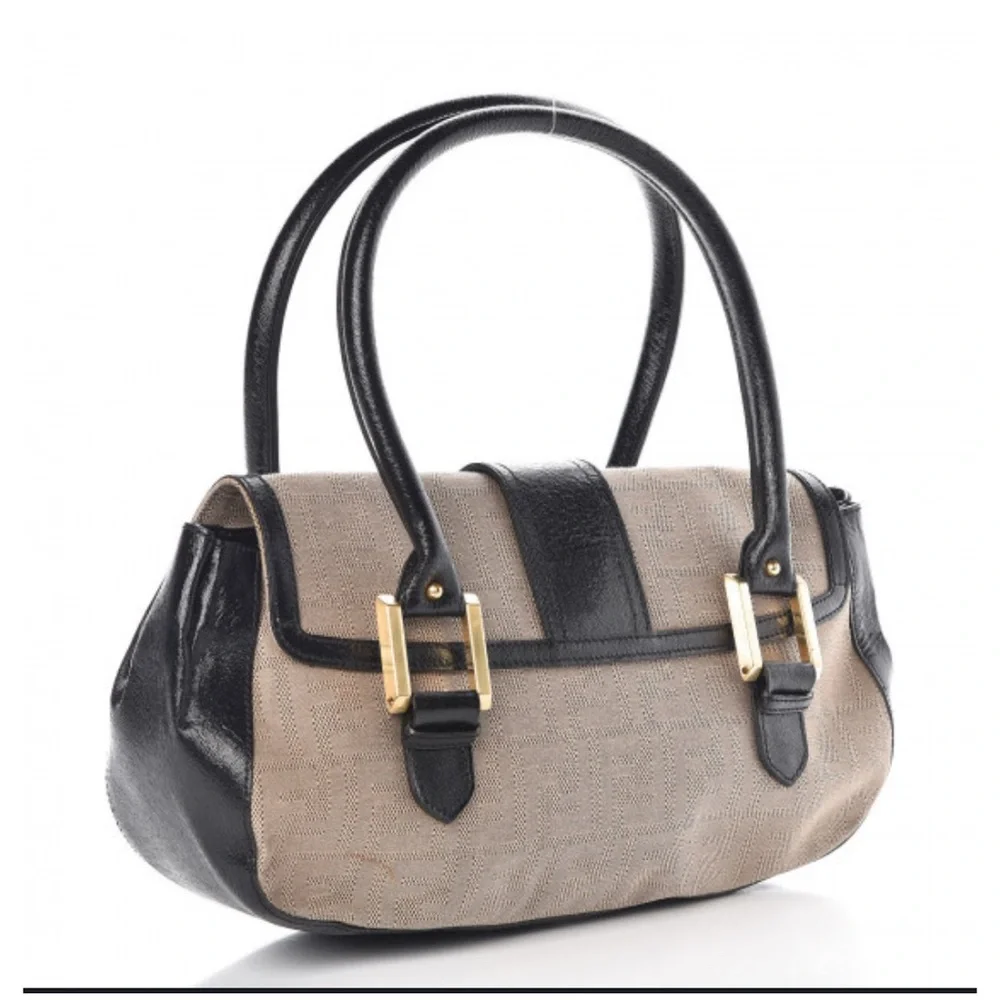Fendi Elegant Black and Tan Selleria Canvas & Leather Shoulder Bag - Picture 3 of 7